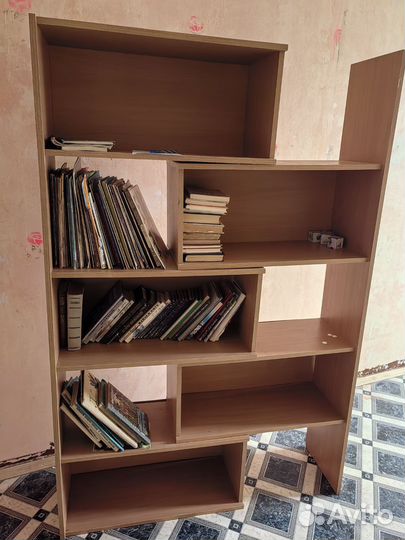 Книжные полки