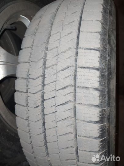 Bridgestone Blizzak Ice 195/65 R15