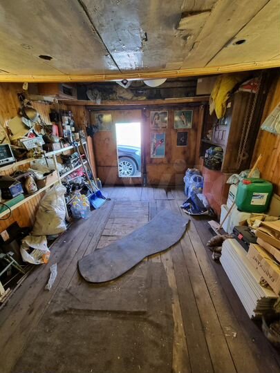 Гараж, > 30 м²