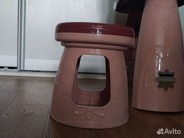 Детский туалетный столик для девочки