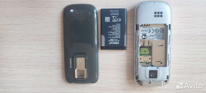 Кнопочный телефон Nokia