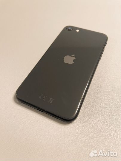 iPhone SE (2020), 64 ГБ