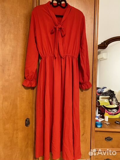 Платье женское