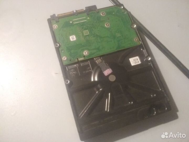 Жесткий диск на Запчасти Seagate 3000GB