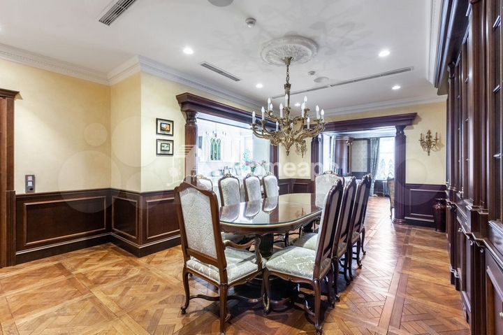 6-к. квартира, 206,3 м², 7/14 эт.