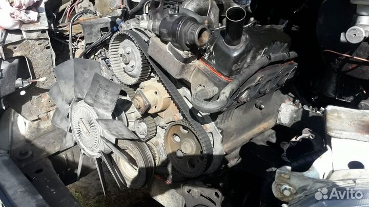 Двигатель Форд Транзит 2.5 69 лс по болтам