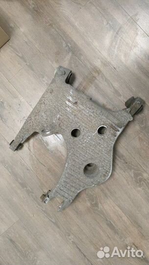 Рычаг подвески задний правый Land Rover Range