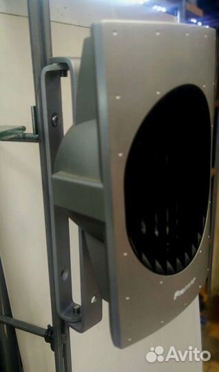 Кронштейн настенный Quadral