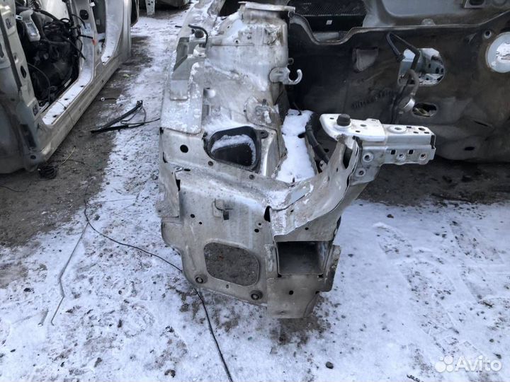 Лонжерон передний правый Opel Astra J