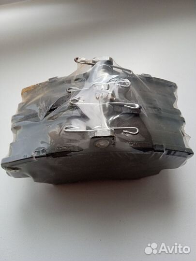 Колодки тормозные передние Stellox WVA 21920