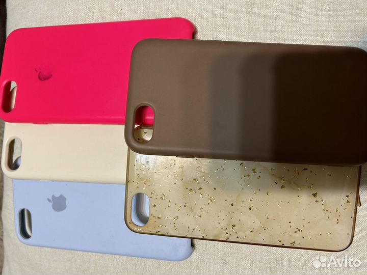 Чехлы на iPhone 8