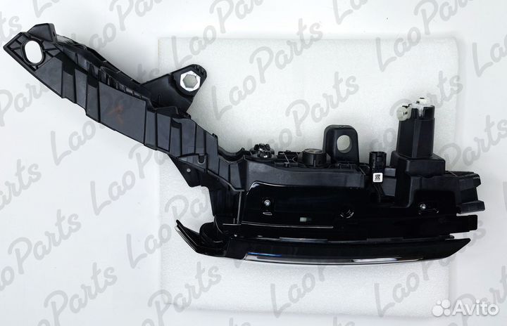 Передний указатель поворота Lixiang L9