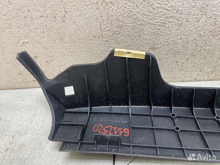 Подушка безопасности в сиденье заднее