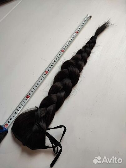 Искуственные волосы на гребешке