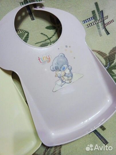 Нагрудник детский для кормления пластиковый