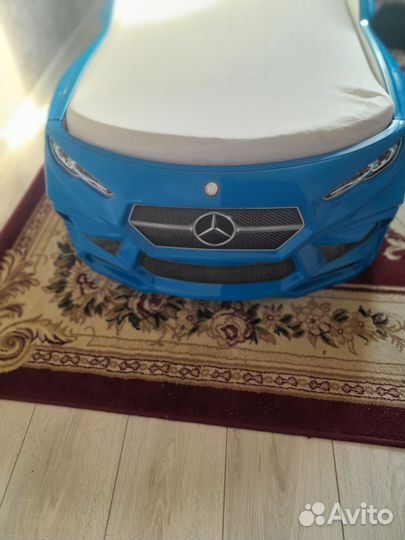 Кровать машинка