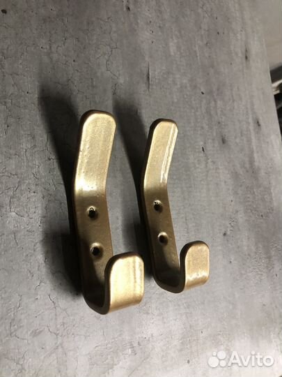 Крючки для одежды