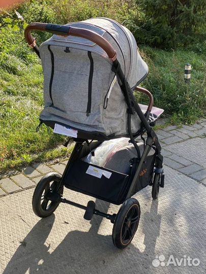 Прогулочная коляска новая. Прогулка Luxmom