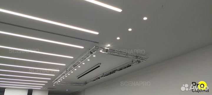 Подвес из алюминиевых ферм на потолок