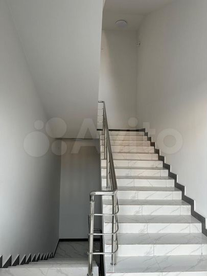 3-к. квартира, 104 м², 6/16 эт.