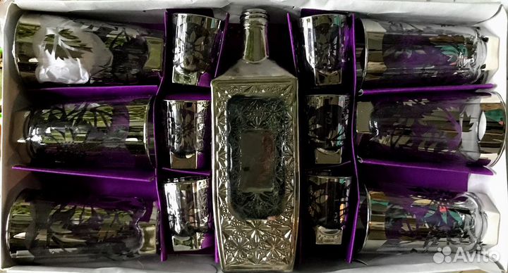 Подарочный набор (штоф, стопки, стаканы)