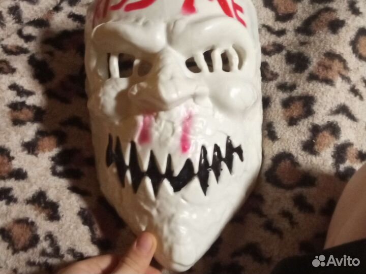 Маска-череп