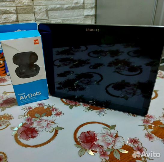 Планшет Samsung Galaxy Tab Pro 10.1 16Gb 3G/LTE