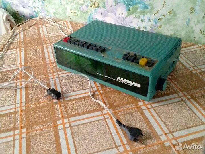 Приёмник трёхпрограммный 