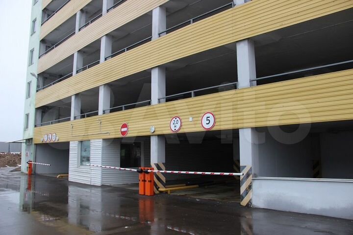 Машиноместо, 15 м²