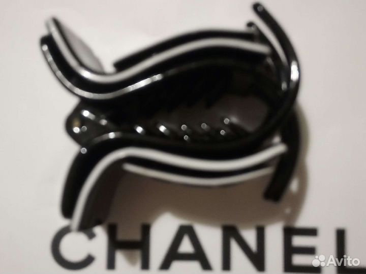 Заколка Chanel