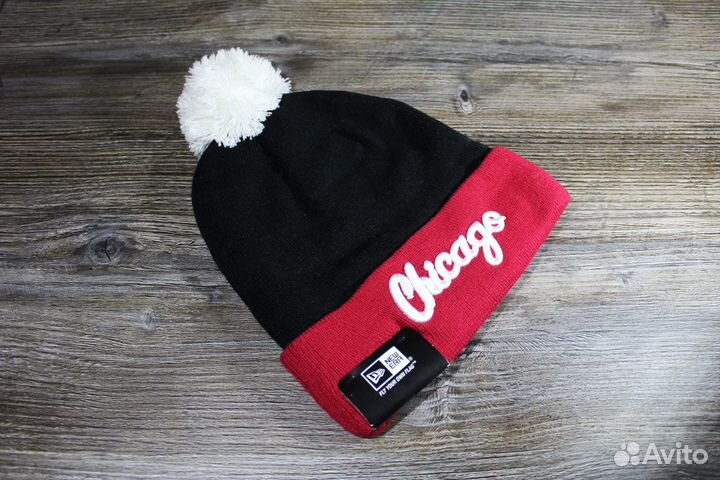 Шапка с Помпоном Chicago Bulls Черная с Красным