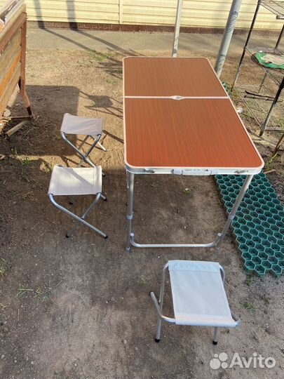 Столик для пикника со стульями