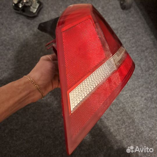 Фонарь задний passat b7