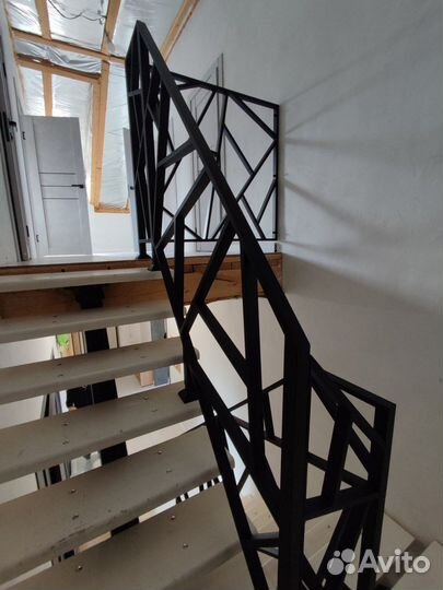 Металлические перила