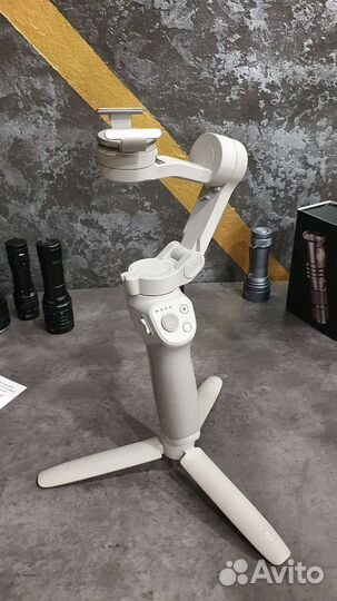 Стабилизатор для телефона dji osmo 4