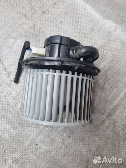 Мотор печки Ниссан Марч 12 Куб 11