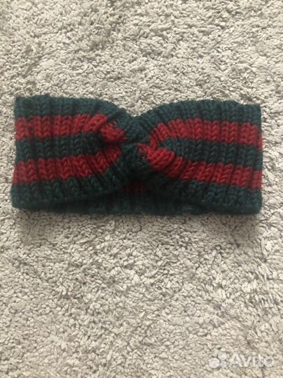 Повязка на голову вязаная
