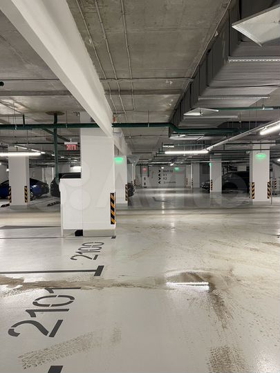 Машиноместо, 14 м²