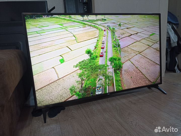 Телевизор LG 49 дюймов 125 см SMART TV Wi-Fi