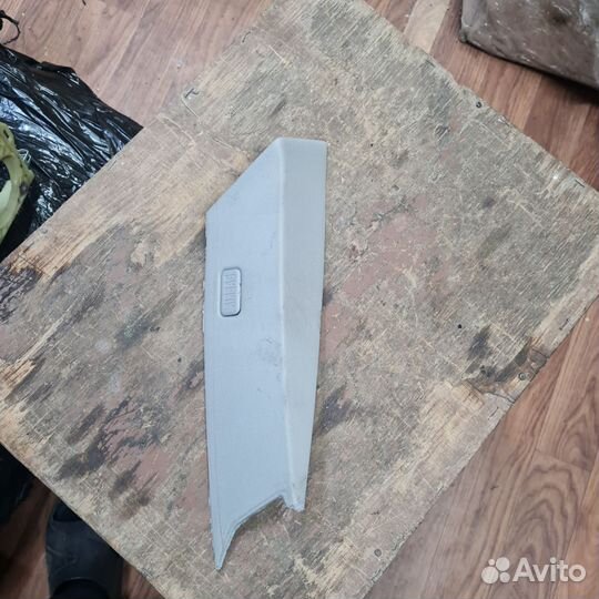 Обшивка стойки Bmw 5 7061343 E60 задняя левая