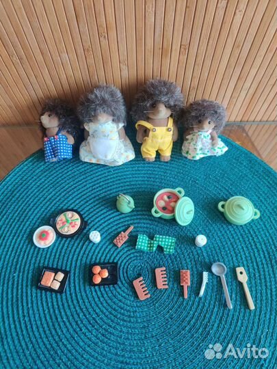 Коллекционные игрушки Ёжики Sylvanian Families