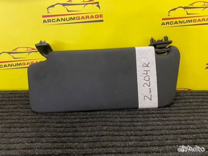 Козырек солнцезащитный правый Mercedes 204 W204