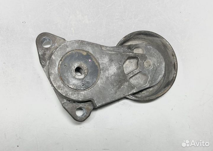 Натяжной ролик Mitsubishi L200 2.5 дизель