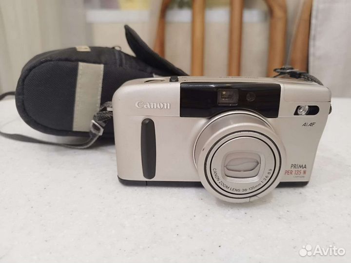 Плёночный фотоаппарат Canon super 135N