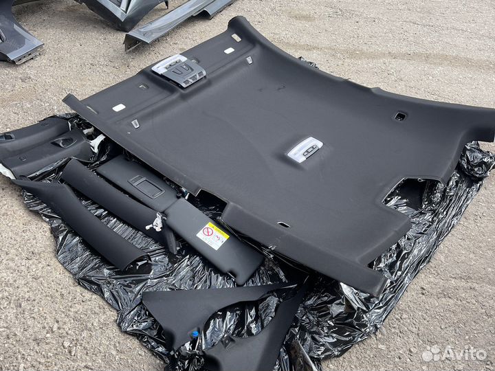 Черный потолок BMW F32