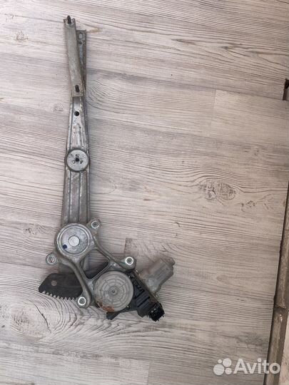 Стеклоподъемник задний левый Nissan Teana j32