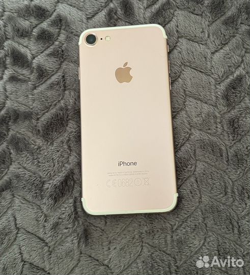 iPhone 7, 32 ГБ