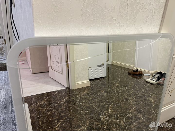 Зеркало с подсветкой для ванной