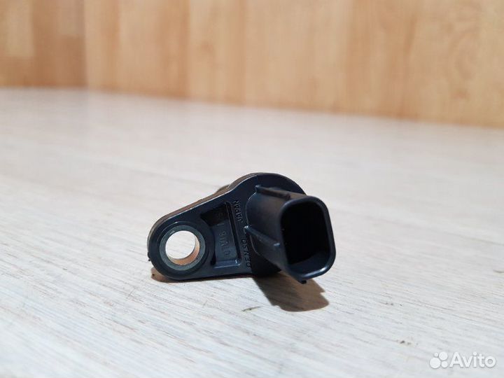 Датчик положения распредвала Lexus Gs350