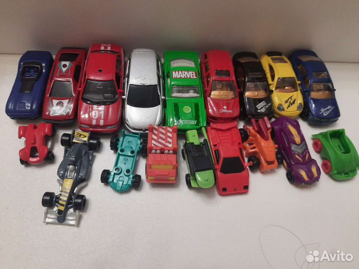 Hot wheels машинки